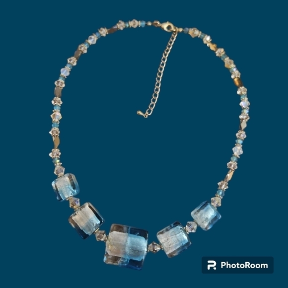 Vintage Aurora Borealis Crystal Lampwork Foil Glass Square Beaded Necklace - Picture 9 of 9